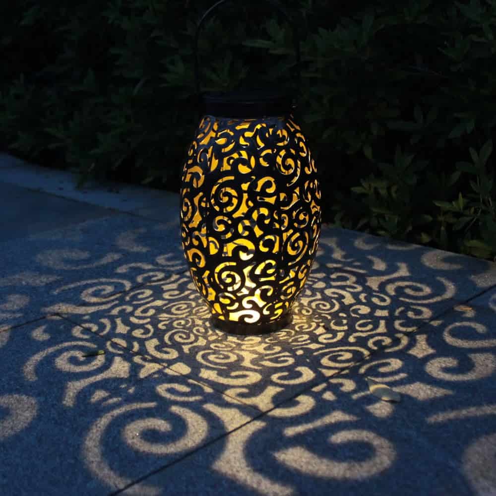 Outdoor Solar Lantern Metal "Cloudy Luminous Ruby"